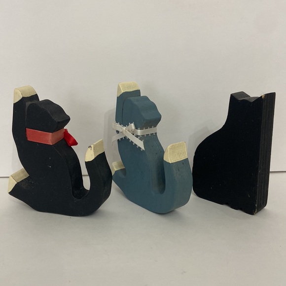 Lot of 3 Hand, Carved Wood Cats - Picture 2 of 7